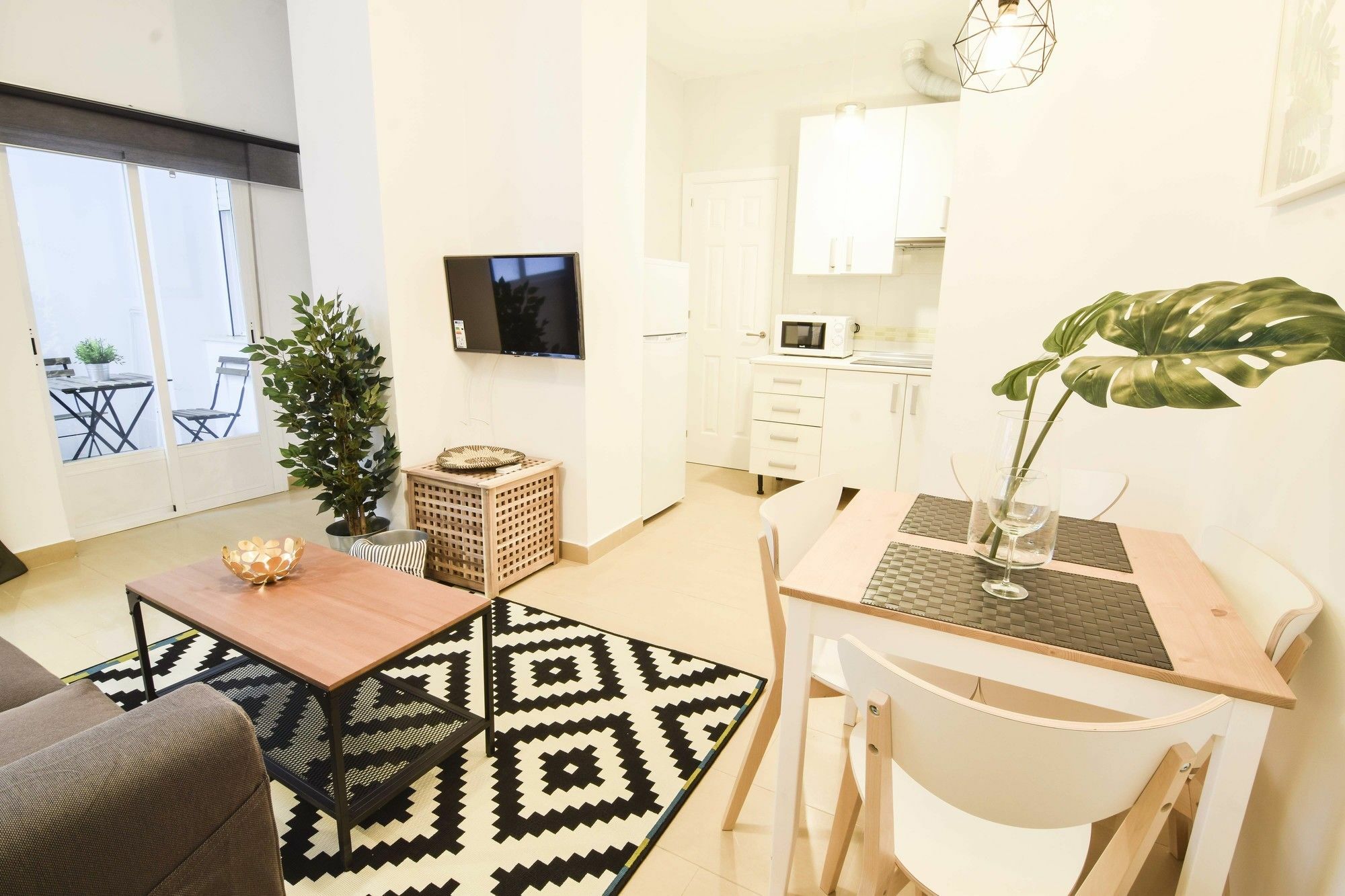 Letmalaga Center White Apartment Exterior photo